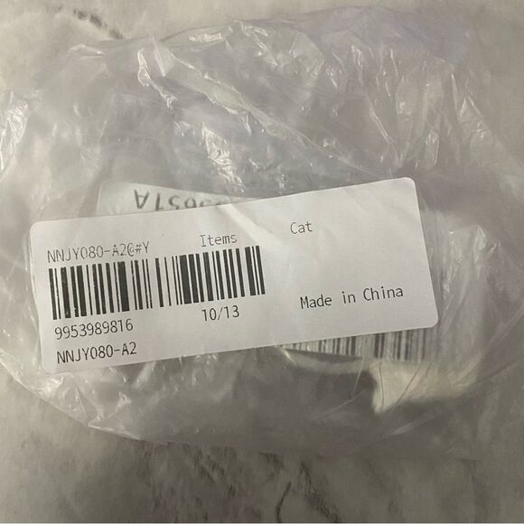 Kawaii Cat Charm • Silver Rotating Body Keychain • Cute Gift -New - Picture 8 of 9